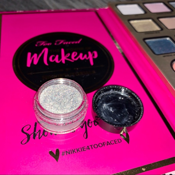NikkieTutorials x Too Faced Limited Edition - Picture 4 of 5